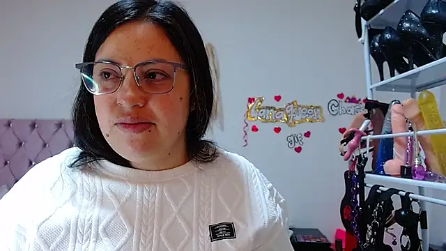 lanaqueen699 online show from October 6, 12:24 pm