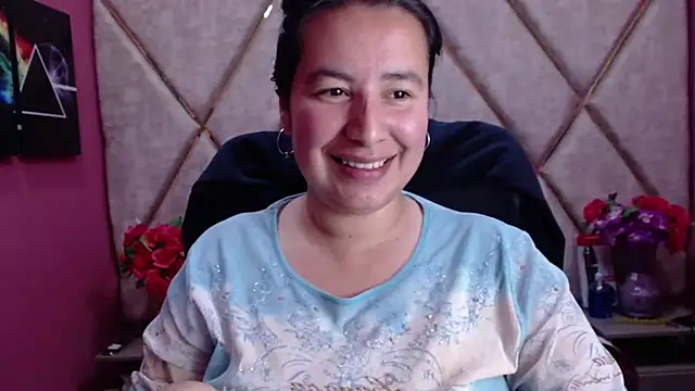 NaomyPrinces online show from December 21, 7:38 pm