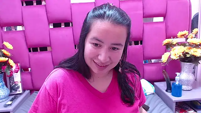 NaomyPrinces online show from December 30, 1:25 pm