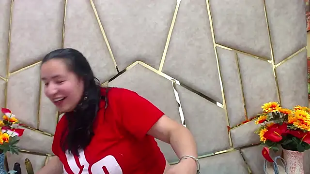 NaomyPrinces online show from February 7, 1:32 pm