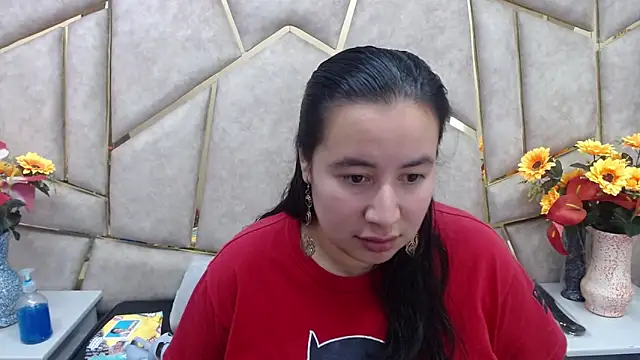 NaomyPrinces online show from February 13, 1:37 pm