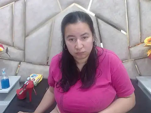 NaomyPrinces online show from February 21, 1:44 pm