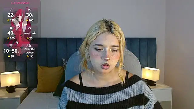 april bunnyy online show from February 19, 7:05 pm