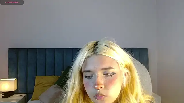 april bunnyy online show from March 13, 3:50 pm