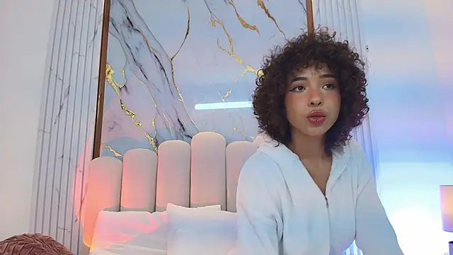 OSHUN  online show from February 8, 1:11 pm