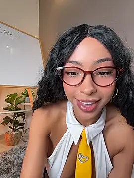 OSHUN  online show from August 5, 12:52 pm