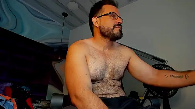 Snapshot of SbasTone_Muscle chatting on February 15, 1:16 pm SbasTone Muscle online show from February 15, 1:16 pm