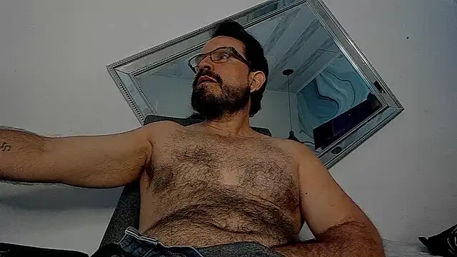 Snapshot of SbasTone_Muscle chatting on October 11, 1:20 pm SbasTone Muscle online show from October 11, 1:20 pm