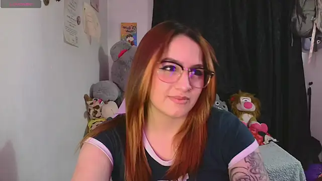 lucycherry   online show from September 24, 3:21 am