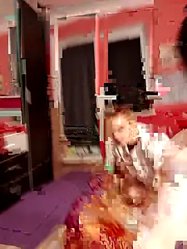 Moon Lollie  online show from September 13, 10:09 pm