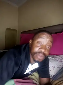 Snapshot of LONGDICK985M chatting on February 27, 4:32 pm LONGDICK985M online show from February 27, 4:32 pm