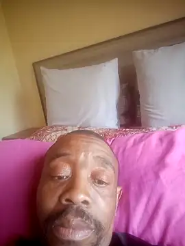 Snapshot of LONGDICK985M chatting on March 31, 10:48 am LONGDICK985M online show from March 31, 10:48 am