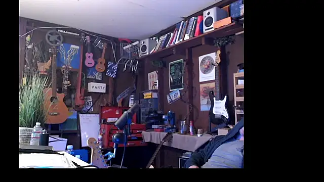 Snapshot of itsjameswebbscope chatting on March 5, 10:22 am itsjameswebbscope online show from March 5, 10:22 am