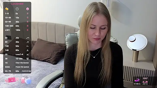 Snapshot of IsabelAllen chatting on May 22, 7:08 pm IsabelAllen online show from May 22, 7:08 pm
