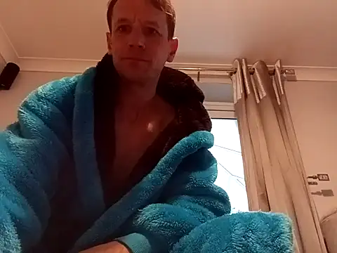 outdoorfun22 online show from April 4, 6:00 am