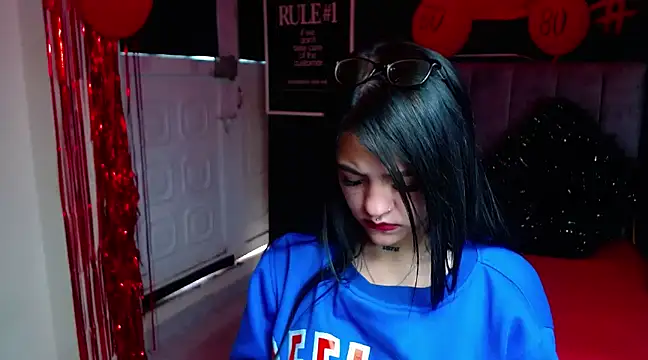 Violettasquirt online show from February 27, 3:05 pm