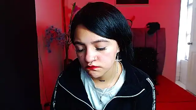 Violettasquirt online show from September 22, 4:42 pm