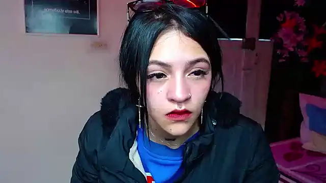 Violettasquirt online show from January 13, 1:27 pm