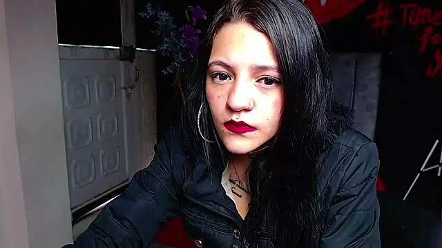 Violettasquirt online show from March 17, 1:36 pm