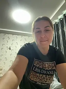 KisssAmmeli online show from September 14, 7:07 am