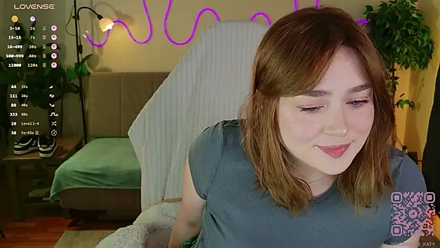 Snapshot of cosycute_ chatting on April 20, 6:31 pm cosycute online show from April 20, 6:31 pm