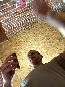 red red00 online show from November 7, 4:07 pm