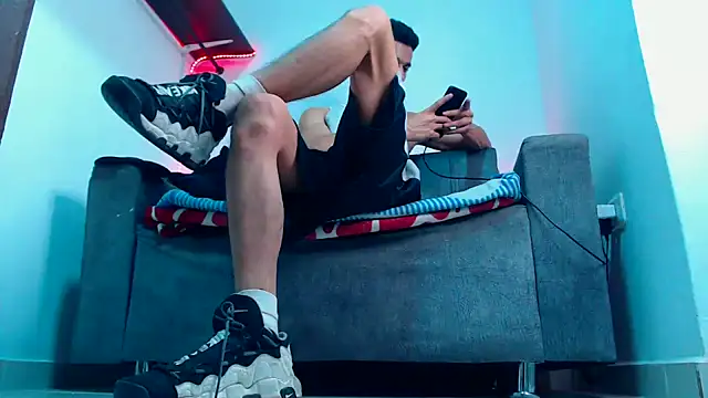 mastersmits online show from March 10, 8:36 pm