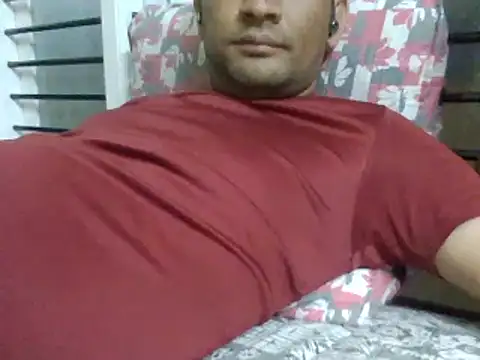 Snapshot of NiceBoy9099 chatting on February 20, 5:29 pm NiceBoy9099 online show from February 20, 5:29 pm