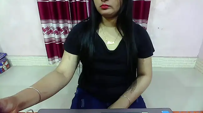 Snapshot of LovelyRose69 chatting on January 7, 11:58 am LovelyRose69 online show from January 7, 11:58 am