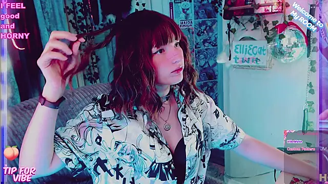 Snapshot of Toxic_Ellies chatting on February 2, 2:34 pm Toxic Ellies online show from February 2, 2:34 pm