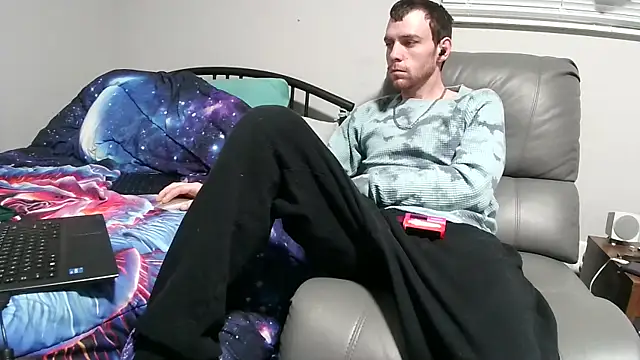 Snapshot of Boogieflex1 chatting on November 11, 12:21 am Boogieflex1 online show from November 11, 12:21 am