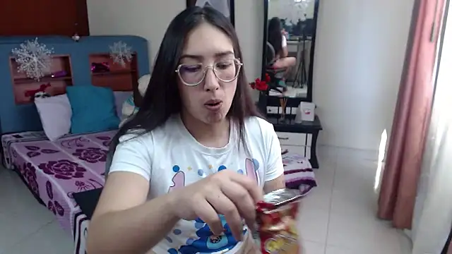 jeyloveebony online show from December 5, 2:00 pm