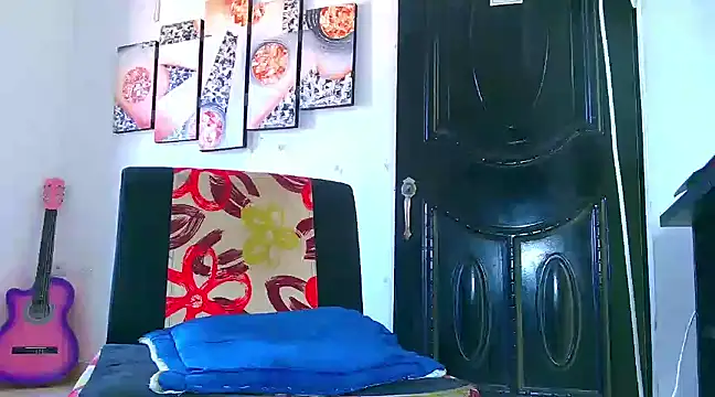 ADAM HOT online show from February 6, 9:28 pm