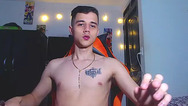 ADAM HOT online show from April 3, 11:03 pm