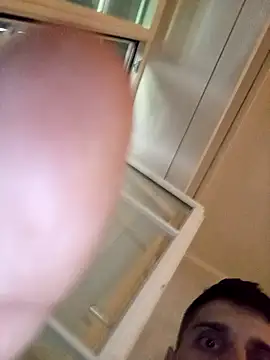 Snapshot of Xtremem00d chatting on September 18, 12:29 pm Xtremem00d online show from September 18, 12:29 pm