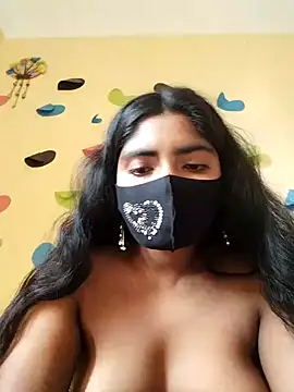 Snapshot of Lina-Rose chatting on March 5, 3:40 am Lina-Rose online show from March 5, 3:40 am