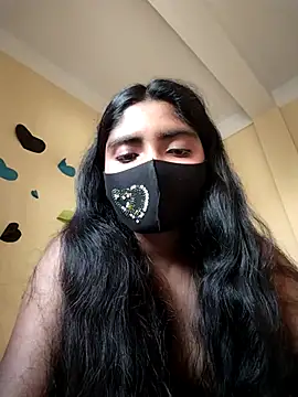 Snapshot of Lina-Rose chatting on March 5, 10:55 am Lina-Rose online show from March 5, 10:55 am