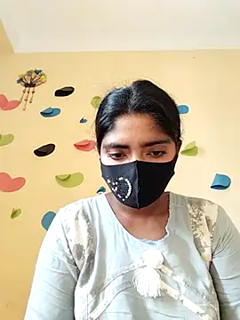 Snapshot of Lina-Rose chatting on March 9, 7:56 am Lina-Rose online show from March 9, 7:56 am