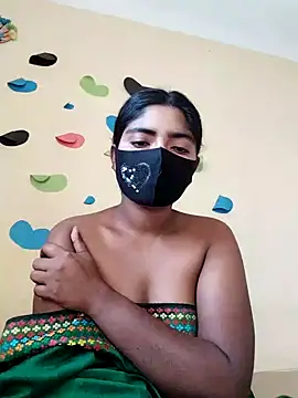 Snapshot of Lina-Rose chatting on March 13, 8:15 am Lina-Rose online show from March 13, 8:15 am