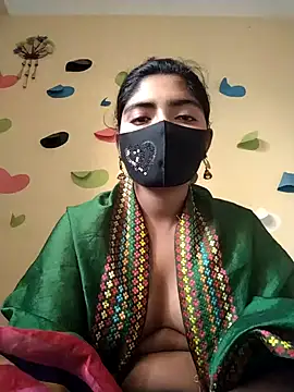 Snapshot of Lina-Rose chatting on March 23, 12:47 am Lina-Rose online show from March 23, 12:47 am