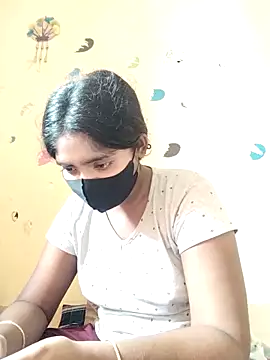 Snapshot of Lina-Rose chatting on September 20, 7:20 am Lina-Rose online show from September 20, 7:20 am