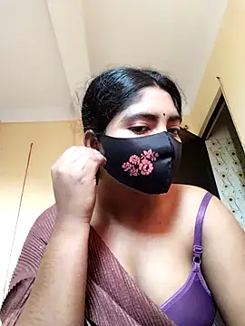 Snapshot of Lina-Rose chatting on October 14, 1:28 am Lina-Rose online show from October 14, 1:28 am