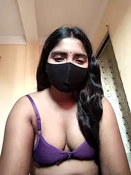 Snapshot of Lina-Rose chatting on October 20, 10:05 am Lina-Rose online show from October 20, 10:05 am