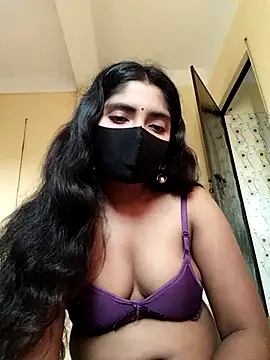 Snapshot of Lina-Rose chatting on October 22, 1:28 am Lina-Rose online show from October 22, 1:28 am