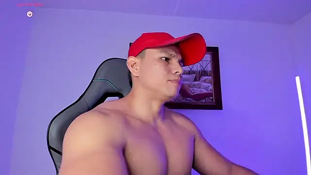 Snapshot of RoyConstance chatting on January 17, 3:00 am RoyConstance online show from January 17, 3:00 am