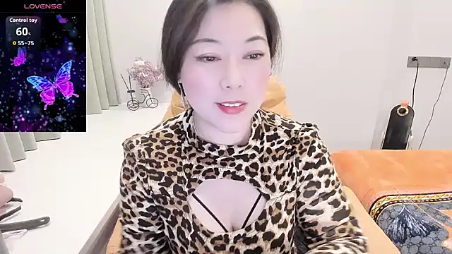 Crystal Wings online show from January 9, 1:47 pm