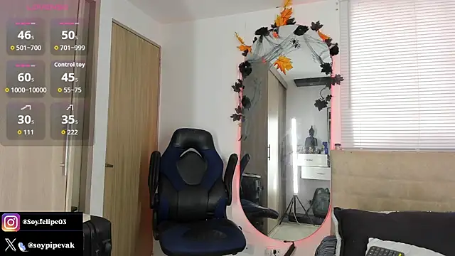 soyander03  online show from October 28, 11:47 am