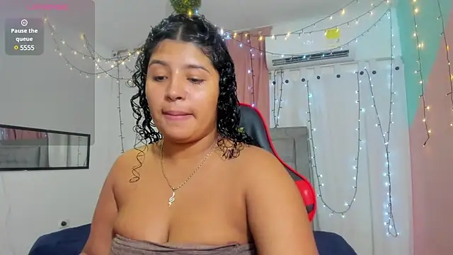 valentina 0  online show from January 31, 3:41 am