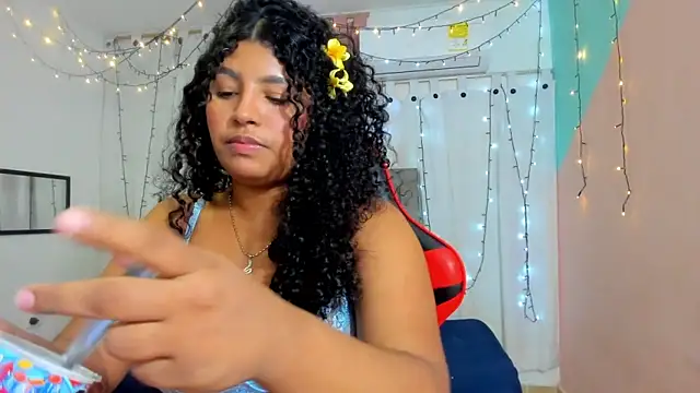 valentina 0  online show from February 8, 9:35 am