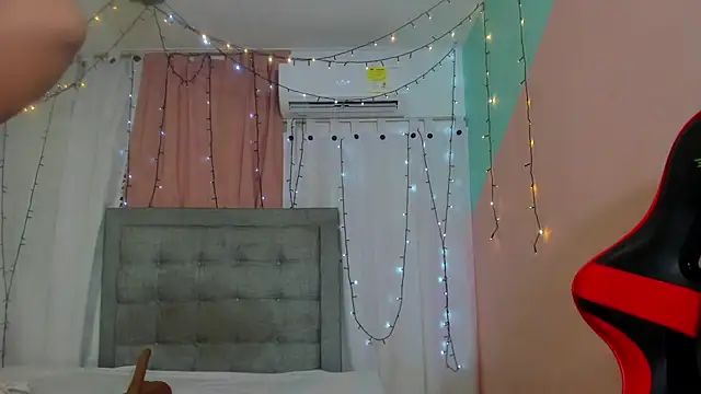 valentina 0  online show from March 2, 2:08 am